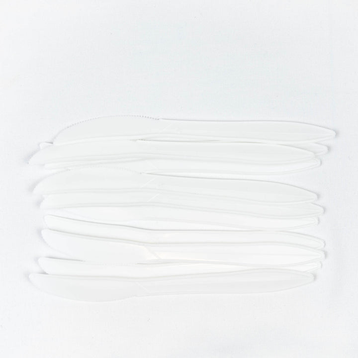 Crown Plastic Knives 300-Pack: Durable Dining Essentials for All Occasions